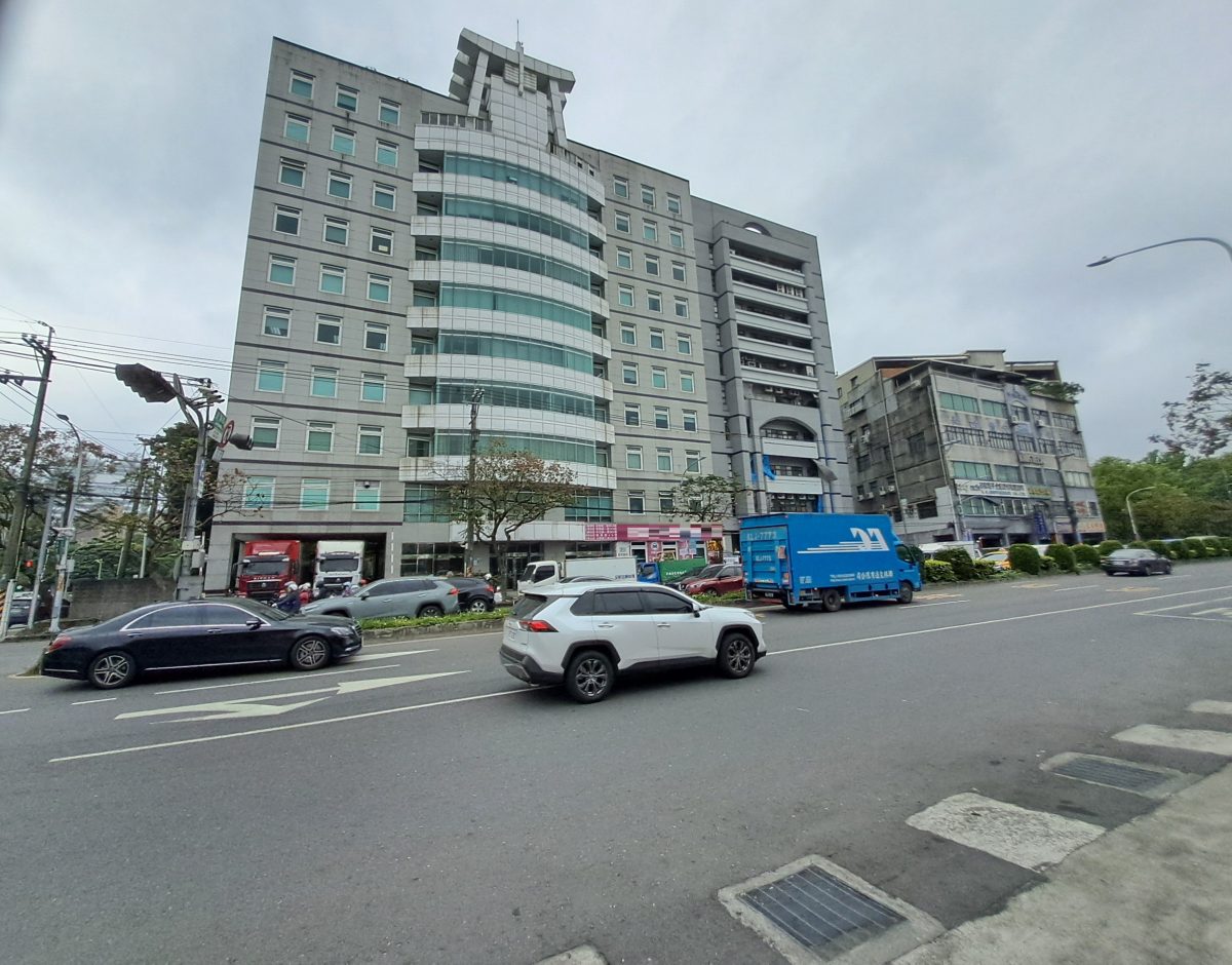 正中科技 / 復興大樓